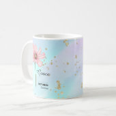 Tasse zur Blume personalisiert im Oktober (Vorderseite Links)