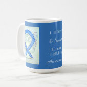 Tasse zur Sensibilisierung für den Menschenhandel (Vorderseite Links)