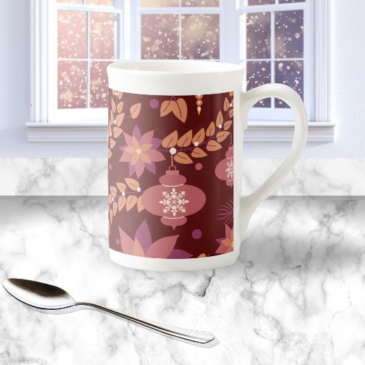Tasse zur Weihnachtszeit in Rosa und Rot