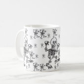 Tasse zwischen Skeletten (Vorderseite Links)