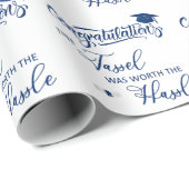 Tassel Worth the Hassle Abschluss Wrapping Paper Geschenkpapier (Rolleneckpunkt)