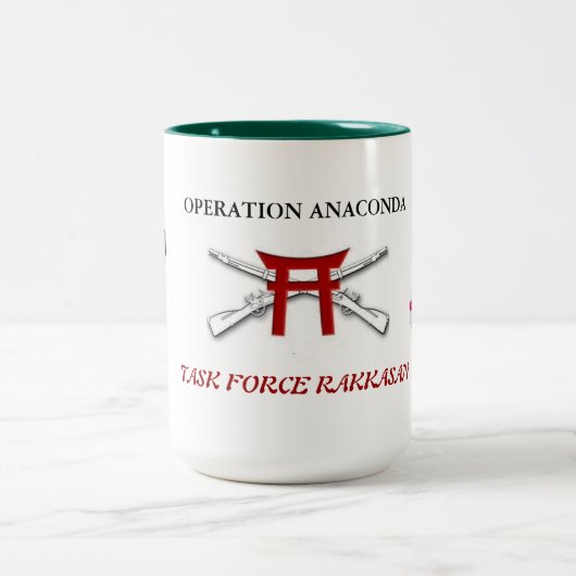 Tassen-Operationanaconda-Task Force RAKKASAN Zweifarbige Tasse (Mittel)