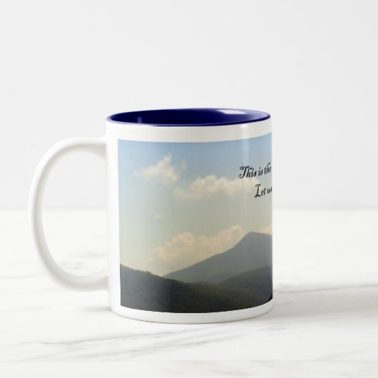 Tassen: Panoramische Smokies Ansicht Zweifarbige Tasse (Links)