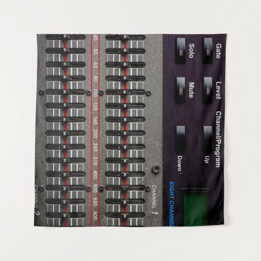 Tasten auf einem Tonmischer im Aufnahmestudio. Wandteppich (Vorderseite (Horizontal))