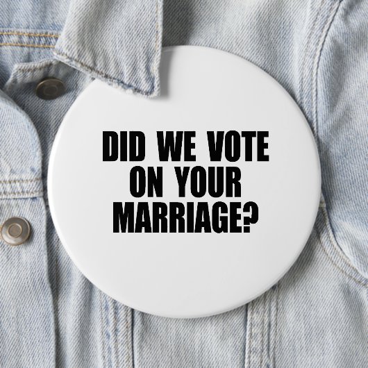 TATEN WIR ABSTIMMEN ÜBER IHRE HEIRAT BUTTON (Beispiel)