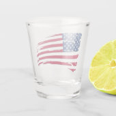 Tätige amerikanische Flagge Schnapsglas (Rückseite)