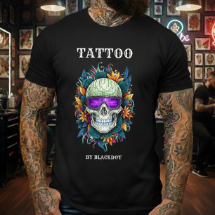 Tätowierer-Tattoo-Studio-Totenkopf-Sonnenbrille-Ku T-Shirt