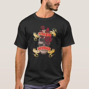 Tätowiert Und Witwe Tattoo-Totenkopf Rote Rosen Fa T-Shirt
