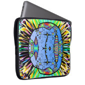 Tätowierter Schädel v0 Laptopschutzhülle (Vorne Rechts)