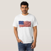 Tattered Grunge Patriotic USA Flag, Vereinigte Sta T-Shirt (Vorne ganz)