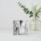 Tattoo Artist Schwarz-weißes Foto Quadratische Visitenkarte (Stehend Vorderseite)