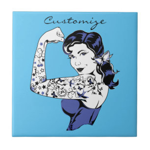 Tattoo Girl Arm Up Thunder_Cove Fliese