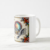 "Tattoo-Inspirierte Tasse mit einzigartigem Design (VorderseiteRechts)