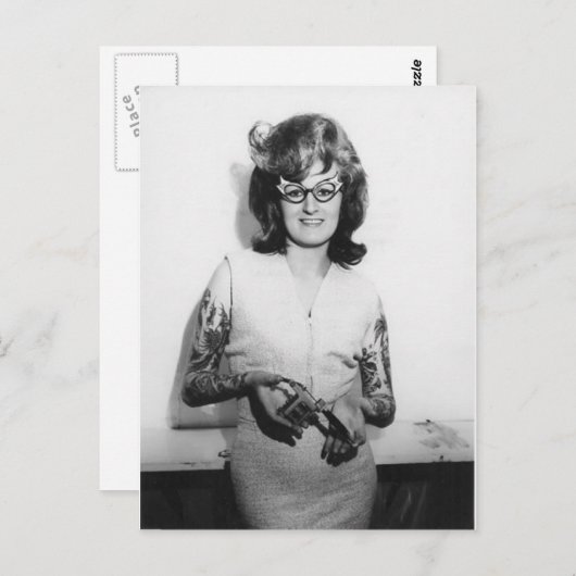 Tattooed Glasses Chick Postkarte (Vorne/Hinten)