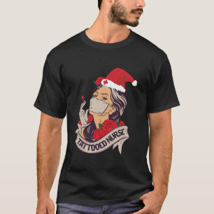 Tattooed Nurse RN Weihnachtsmannmütze Nurse Practi T-Shirt