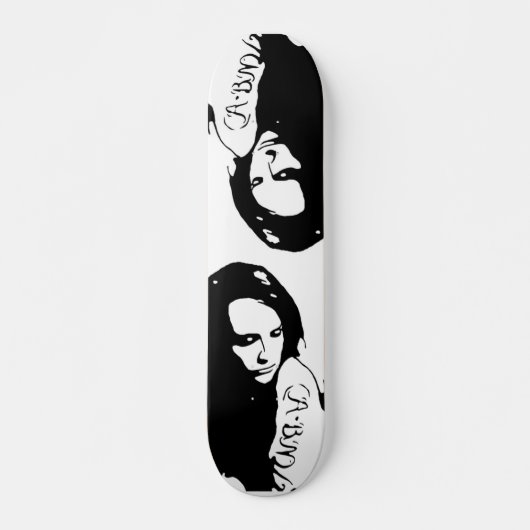 Tattooid Girl Skateboard (Vorne)