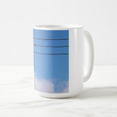 Taube auf dem Draht Kaffeetasse (VorderseiteRechts)