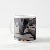 Taube Kaffeetasse (Vorderseite Links)