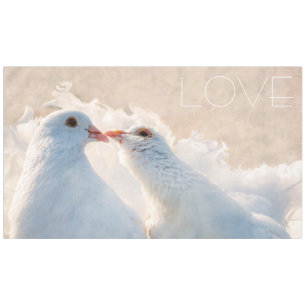 Tauben küssen - Liebe Tischdecke