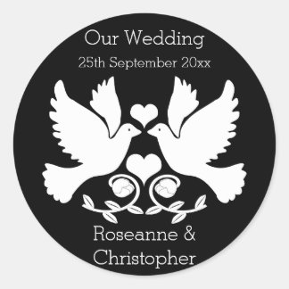 Tauben Schwarz-Weiß-Hochzeit Runder Aufkleber