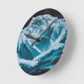 Taubt auf einer blauen Zen-Rose aus. Runde Wanduhr (Winkel)