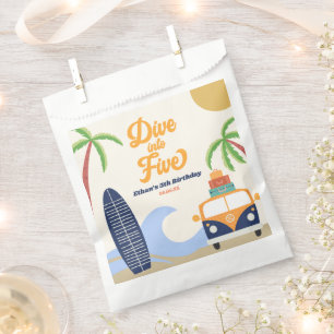 Tauche ein in fünf Surf Blue 5. Geburtstagsfeier Geschenktütchen