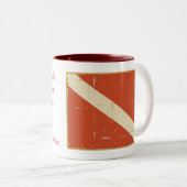Tauchen-Flaggen-Tasse Zweifarbige Tasse (VorderseiteRechts)