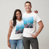 Tauchen mit farbenfrohen Riffs und Korallen T-Shirt (Unisex)