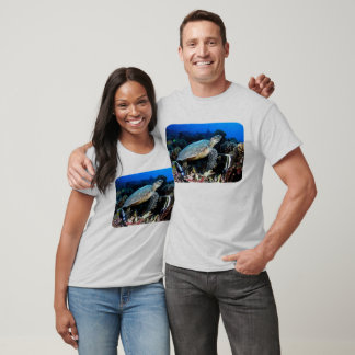 Tauchen mit Schildkröte und Fisch T-Shirt