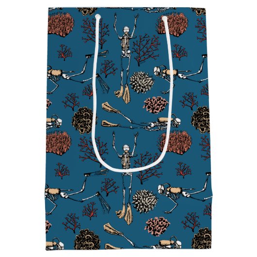 Tauchen Schwimmen im Ozean Mittlere Geschenktüte (Rückseite)