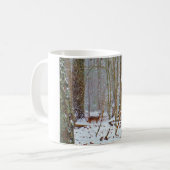 Tauchen Sie ein in den Schnee, Hirsch im Arrowhad- Kaffeetasse (Vorderseite Links)