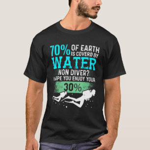 Taucher geniessen die Wasserwelt T-Shirt