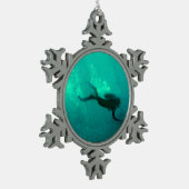 Taucher Schneeflocken Zinn-Ornament (Links)