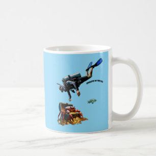Taucher und eine Truhe voller Goldmünzen URM Kaffeetasse