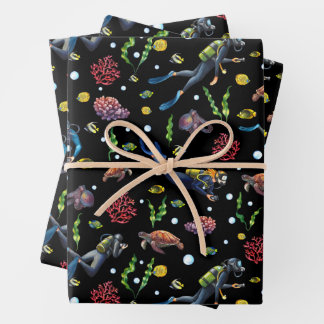 Taucher unter tropischen Fischen aus dem Ozean Geschenkpapier Set