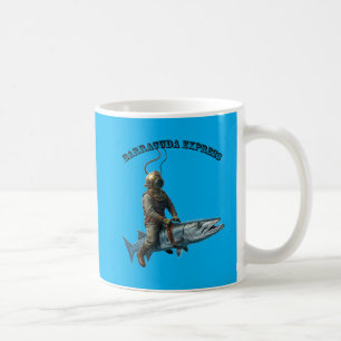 Tauchhelm-Taucher reitet auf einer Barrakuda-Fisch Kaffeetasse