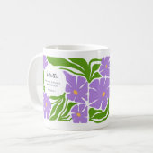 Taufe Geschenk JW Lila grüne Blumenkunst Tasse (Vorderseite Links)