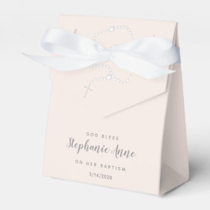 Taufe-Rosenbeet auf Rosa Geschenkschachtel