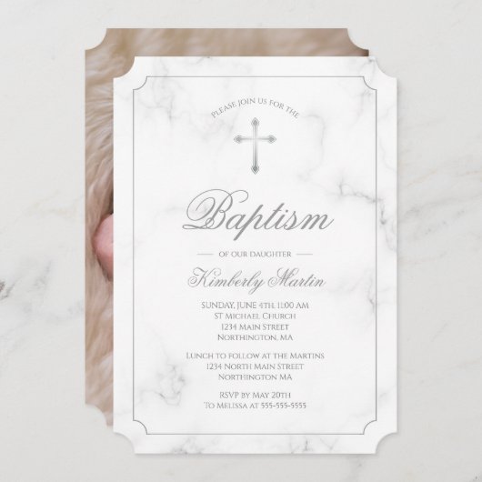 Taufe Weißmarmor Silver Cross Script Foto Einladung (Vorne/Hinten)