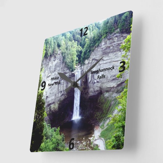 TAUGHANNOCK FALLT ITHACA-Uhr Quadratische Wanduhr (Winkel)