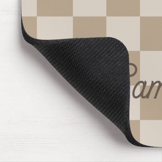 Taupe Beige Schachbretter Script Name Mousepad (Ecke)