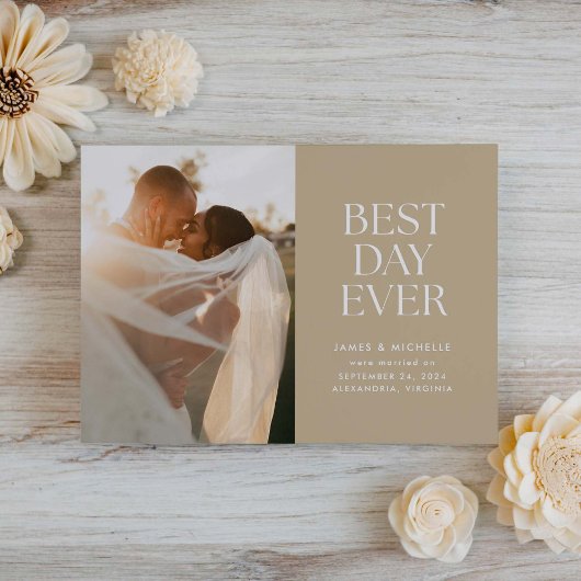 Taupe Best Day Ever Wedding Ankündigung