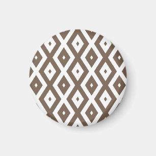 Taupe-braunes und weißes Diamantmuster Magnet