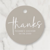 Taupe Minimalistisches Script Brautparty Bevorzuge Geschenkanhänger (Vorderseite)