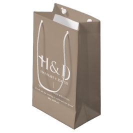 Taupe Monogram Hochzeitsbegrüßung Gast  Kleine Geschenktüte