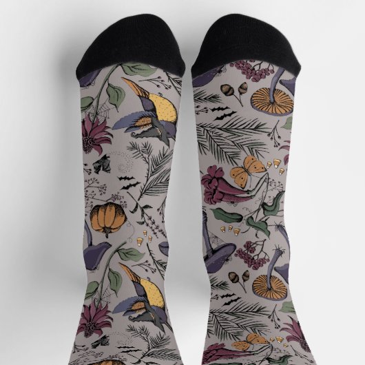 Taupe Spooky Halloween Hummingbird Garden Socken (Oben)