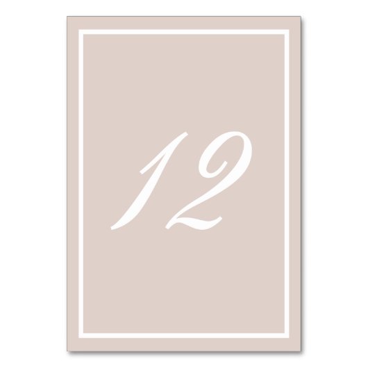 Taupe und White Calligraphy Tischnummer (Vorderseite)