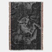 Taurus Constellation Hevelius 1690 auf Schwarz Decke (Vorderseite Vertikal)