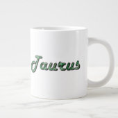 Taurus in Emerald Gemstone Jumbo-Tasse (Rechts)
