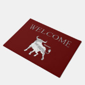 Taurus Zodiac Maroon Fußmatte (Schrägansicht)